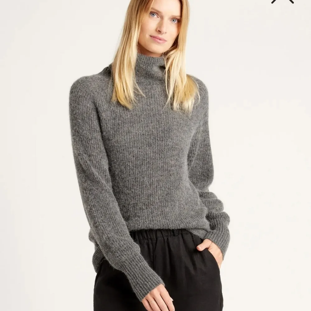 NWT! Quince Baby Alpaca-Wool Blend Turtleneck Black Sweater! Sz. XS (B11) - Picture 6 of 12